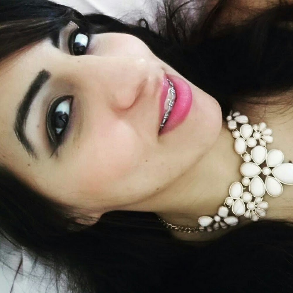 Meet your Posher, Daniela